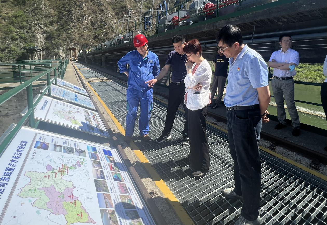 發(fā)揮黨建引領(lǐng)作用,助推永定河人才隊伍建設(shè)——公司總部第三黨支部、北京地區(qū)聯(lián)合黨支部與北京市國資委企業(yè)人才處黨支部聯(lián)合開展黨日活動 發(fā)揮黨建引領(lǐng)作用,助推永定河人才隊伍建設(shè)——公司總部第三黨支部、北京地區(qū)聯(lián)合黨支部與北京市國資委企業(yè)人才處黨支部聯(lián)合開展黨日活動