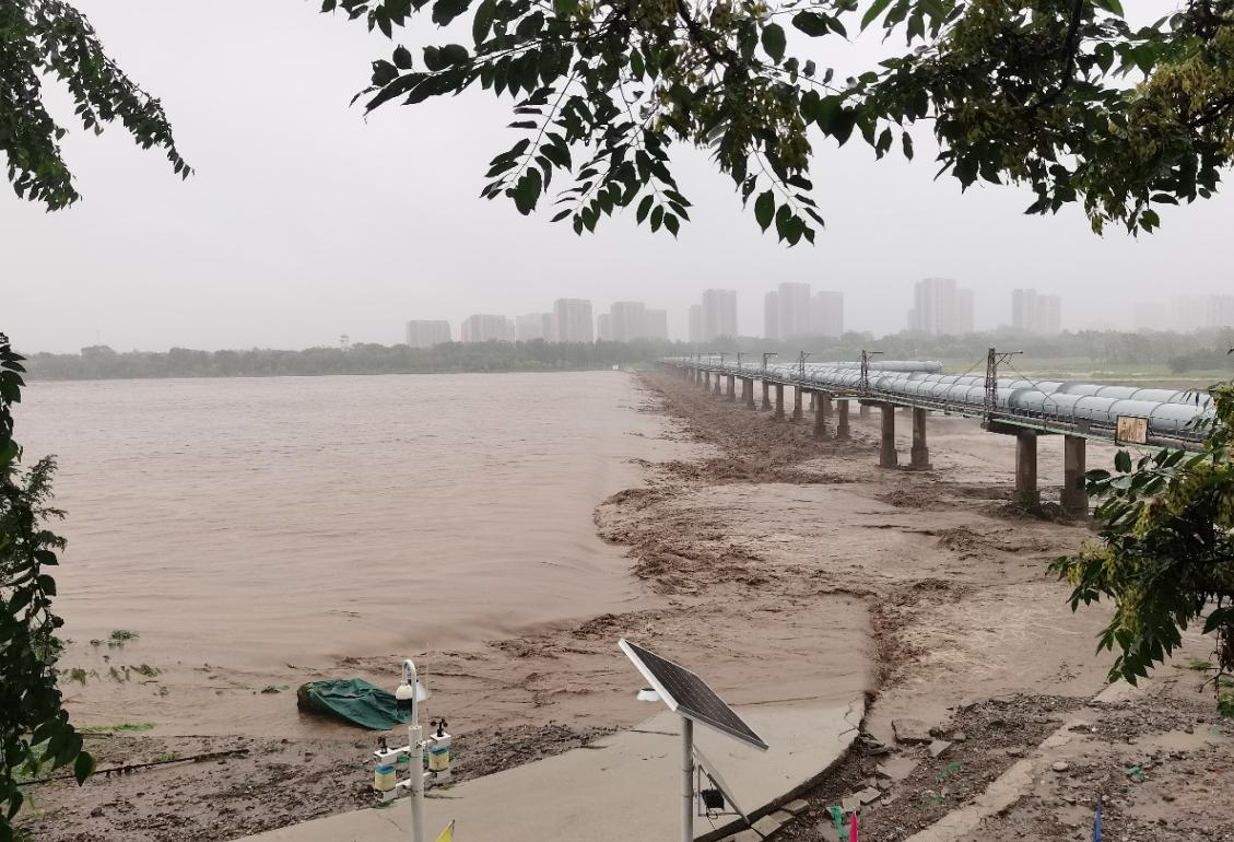 防汛一線 | 北京分公司巡橋巡河保安全 堅(jiān)守災(zāi)害防御底線 防汛一線 | 北京分公司巡橋巡河保安全 堅(jiān)守災(zāi)害防御底線