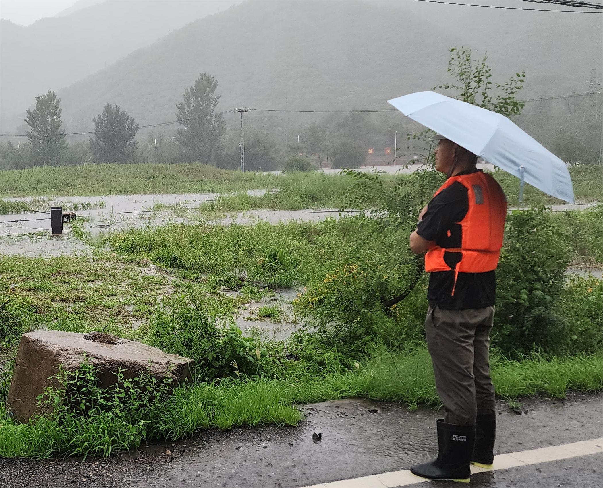 【抗洪先鋒榜9】暴雨中的“探路人” 【抗洪先鋒榜9】暴雨中的“探路人”