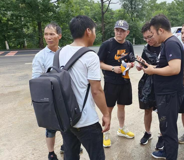 【抗洪先鋒榜13】多次沖鋒在前的青年黨員 【抗洪先鋒榜13】多次沖鋒在前的青年黨員