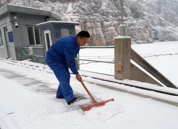北京運營公司 | 多舉措應對降溫降雪天氣 北京運營公司 | 多舉措應對降溫降雪天氣