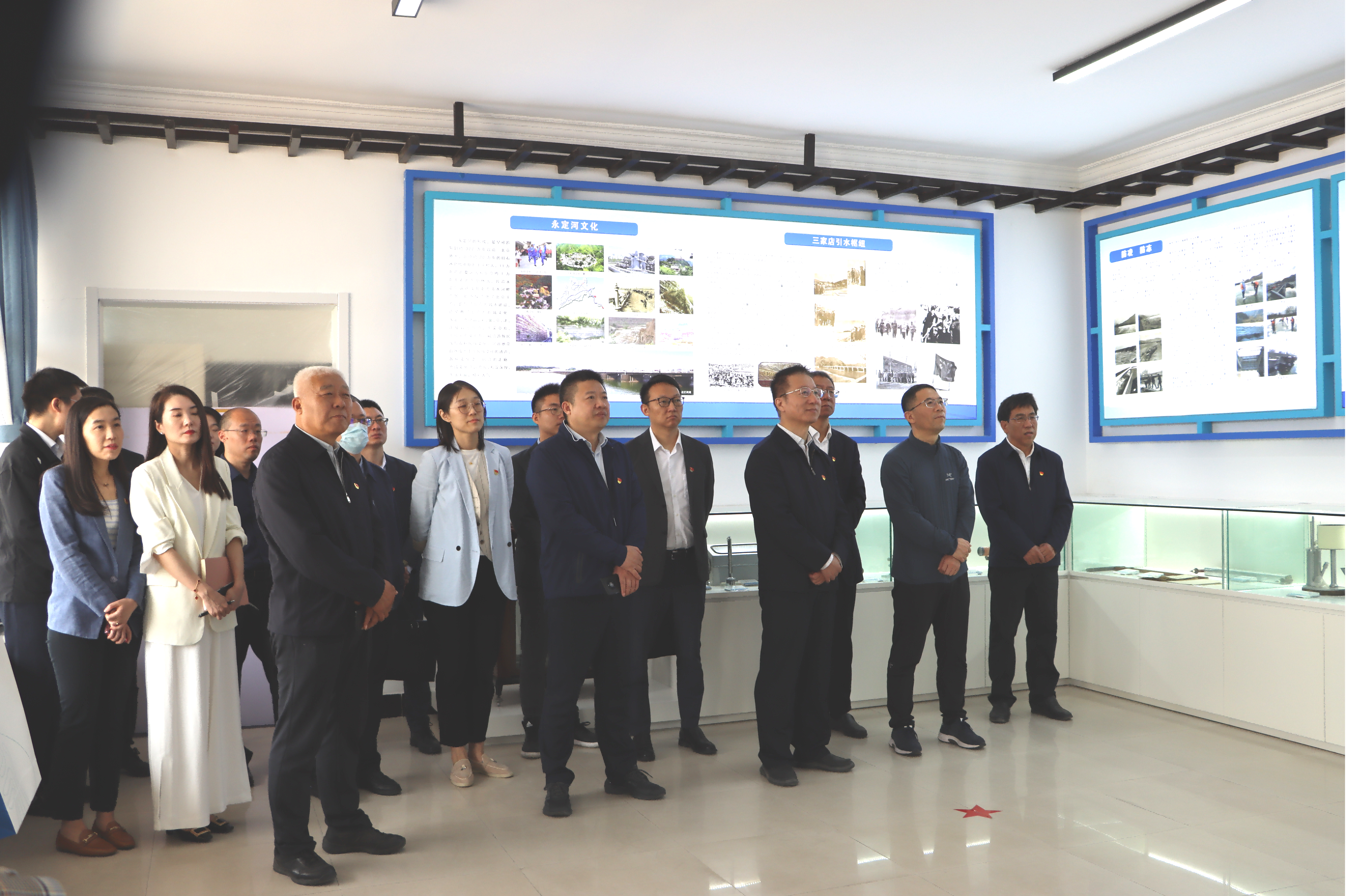 公司總部黨支部與國(guó)家開發(fā)銀行能源水利業(yè)務(wù)部黨支部聯(lián)合開展主題黨日活動(dòng) 公司總部黨支部與國(guó)家開發(fā)銀行能源水利業(yè)務(wù)部黨支部聯(lián)合開展主題黨日活動(dòng)