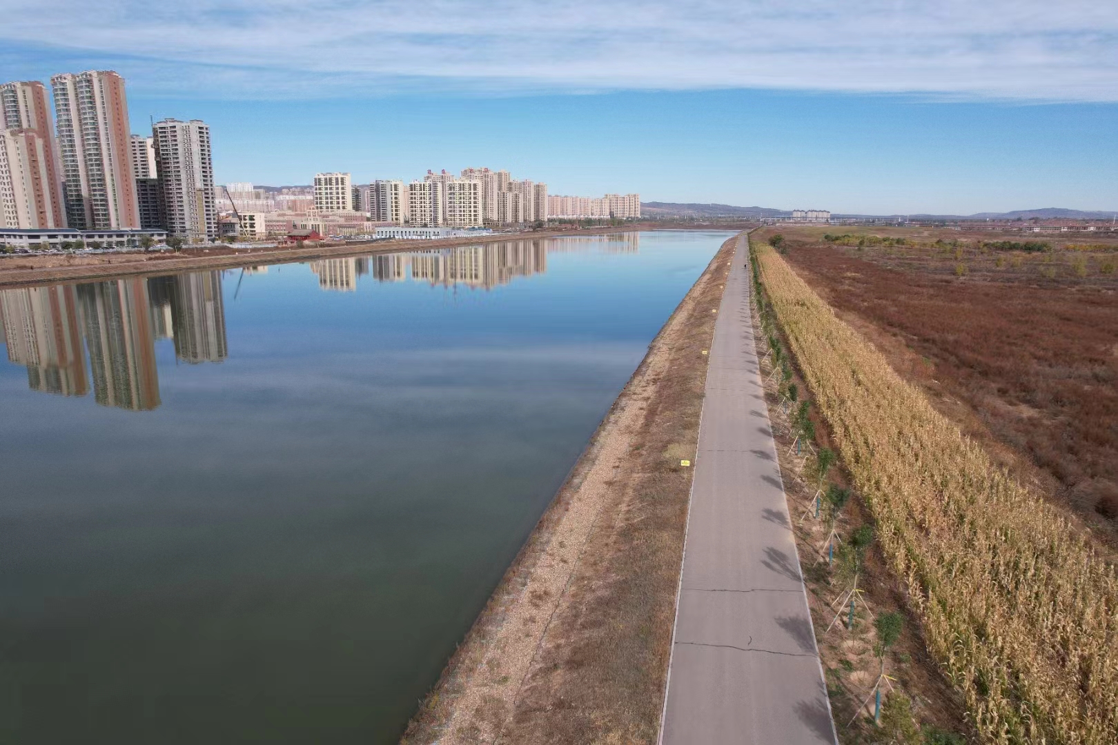 大同市御河得大高速橋-京包鐵路橋段綜合整治工程施工一標(biāo)段榮獲2023年度山西省建筑業(yè)協(xié)會(huì)“汾水杯”質(zhì)量獎(jiǎng) 大同市御河得大高速橋-京包鐵路橋段綜合整治工程施工一標(biāo)段榮獲2023年度山西省建筑業(yè)協(xié)會(huì)“汾水杯”質(zhì)量獎(jiǎng)